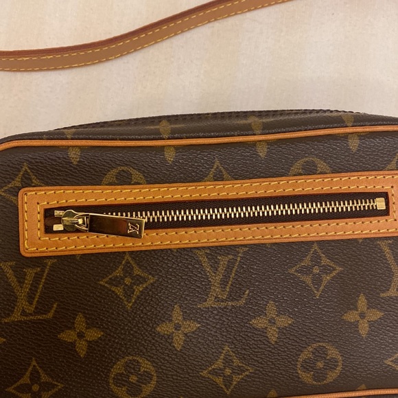 Louis Vuitton Cite bag pm vintage in mint condition authentic shoulder bag - Picture 4 of 9